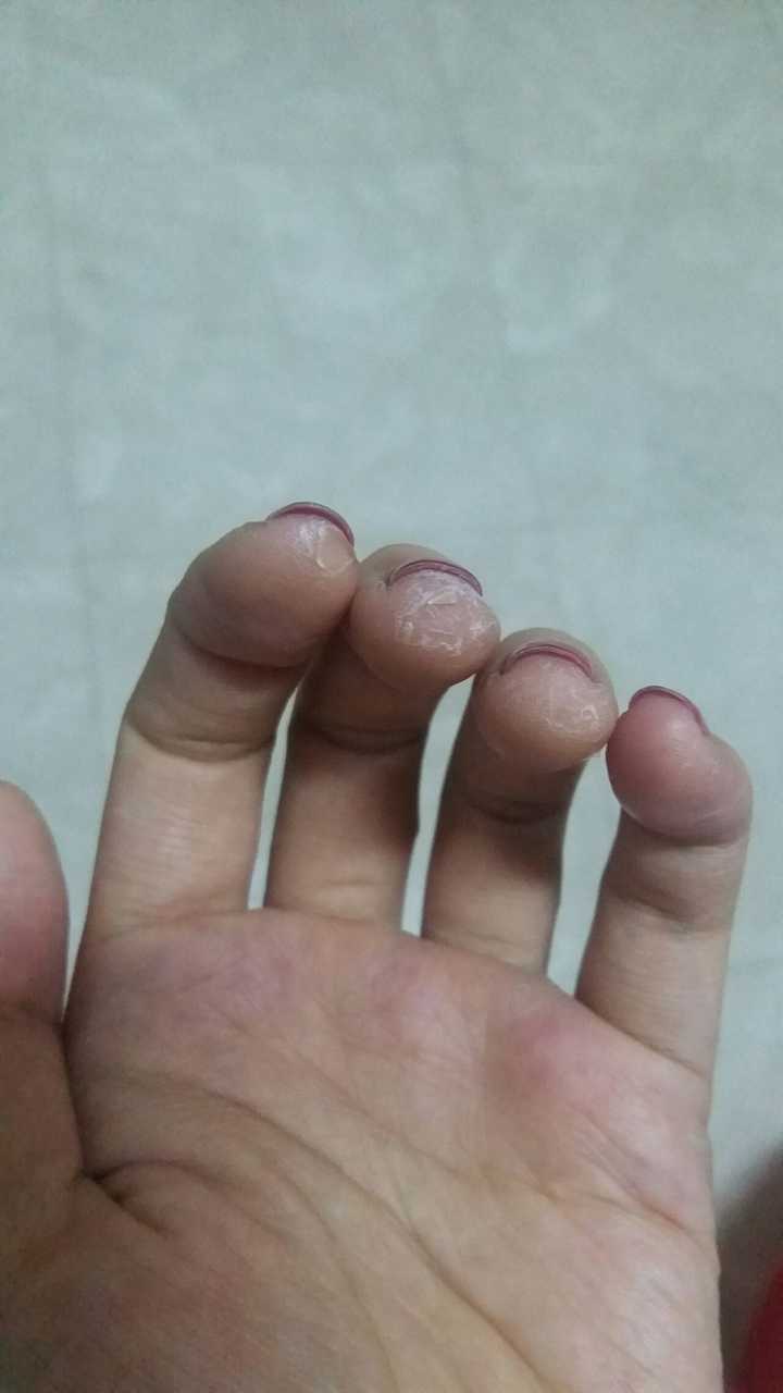 笛子似乎不具备这种效果. 另外,如果你是男生,推荐学古筝.