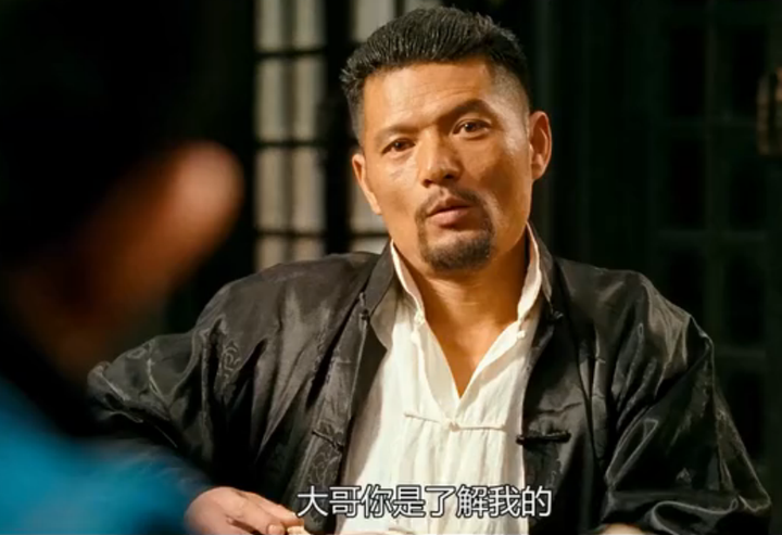 所以不是,所以张麻子一直让他们以为,跟着他可以实现他们的目的,即过