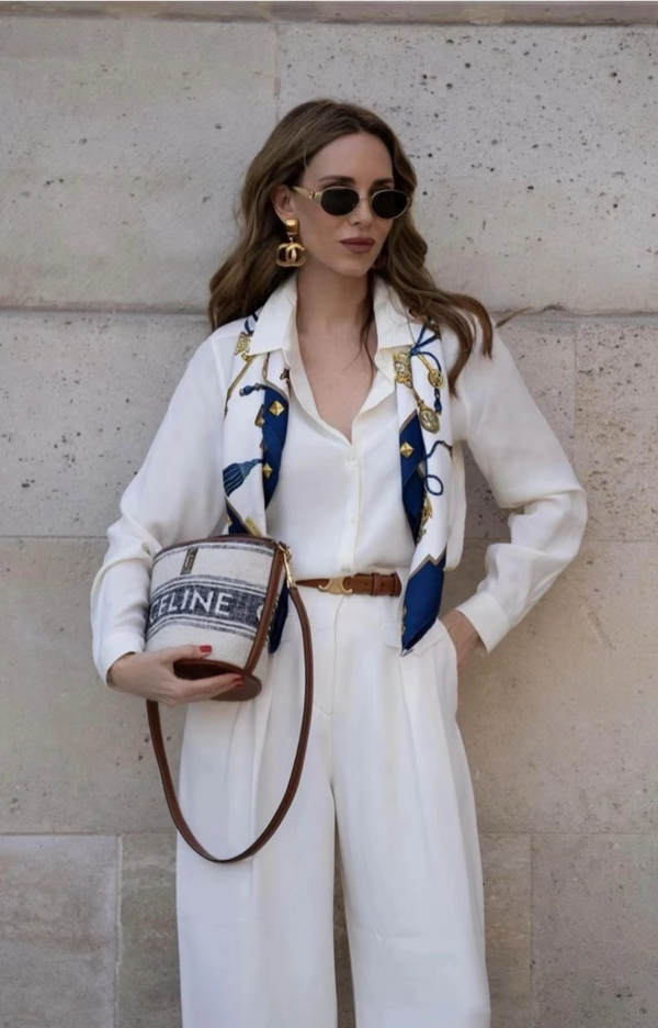 45岁，女性，想要注重打扮，请你给一些切实可行的解决方案?