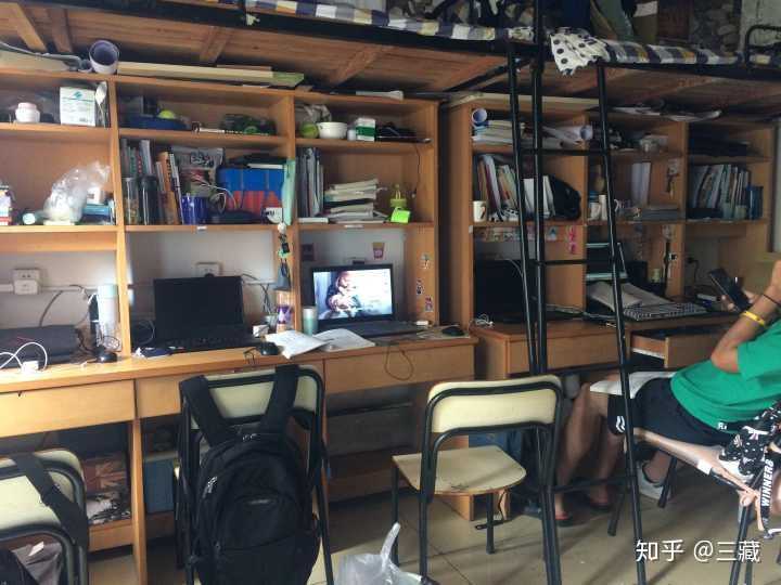 衢州学院的宿舍环境怎么样啊!有没有图片?