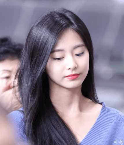 有没有twice子瑜和blackpink智秀的美颜神图推荐最好无水印