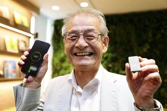 换一句话来说就是:上帝给电池科技关上了一扇门,人类不服输,硬是给