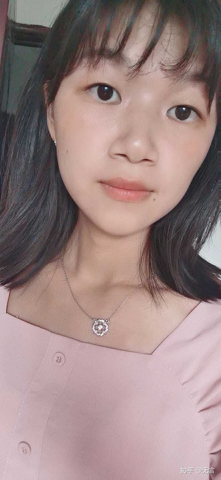 女生蒜头鼻到底好不好啊?鼻梁低鼻子大没活路吗