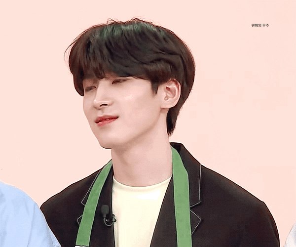 如何评价seventeen全圆佑的颜值?