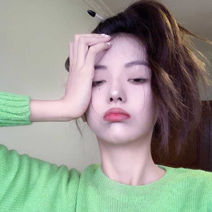 有没有一看就想恋爱的女生头像推荐?