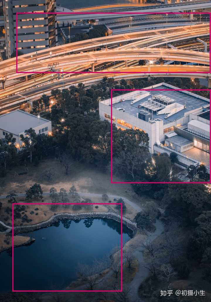 方形构图,把上下两边黑去掉,云层天空海分三层平衡比例.