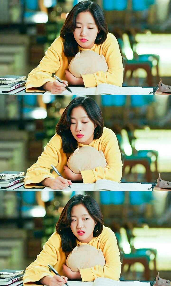 有哪些漂亮的女性剧照或电影截图?