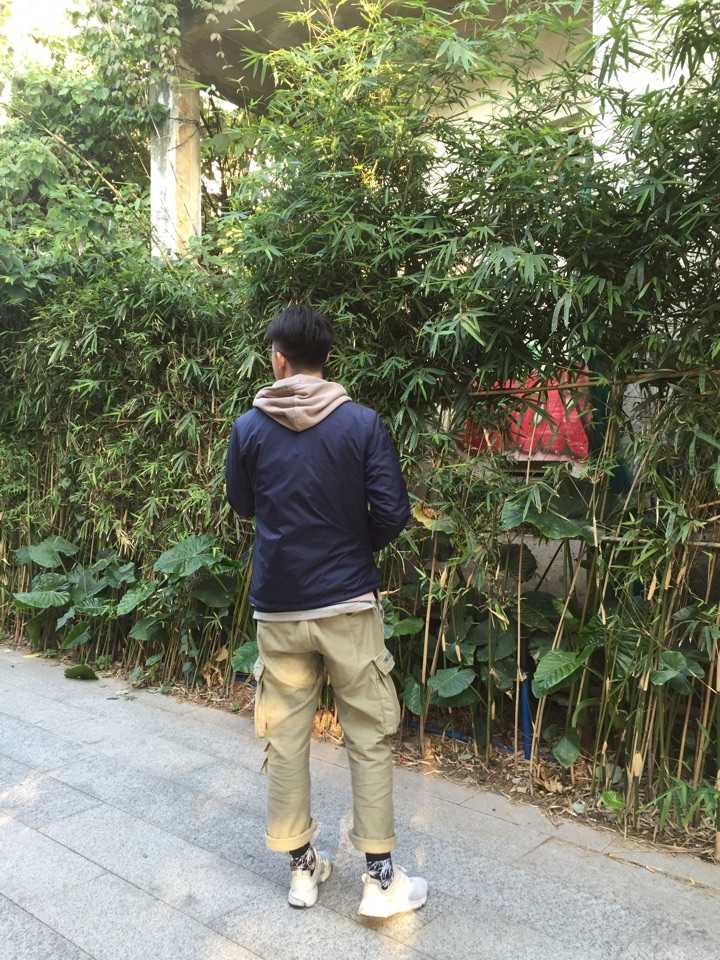 身高182体重180的男生,日常如何穿搭.