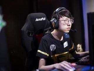 如何看待mlxg和letme退出RNG首发阵容?