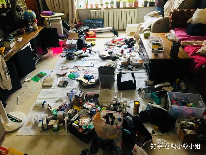 家里整理出巨量永远不用的杂物,扔了可惜,要怎么处理?