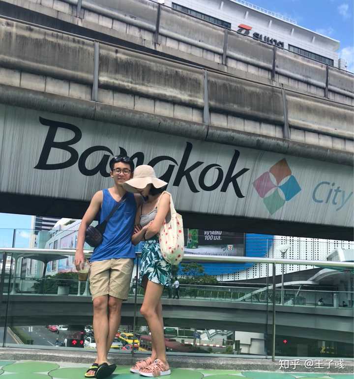 一米七的女孩子和一米八的男孩子在一起什么体验?