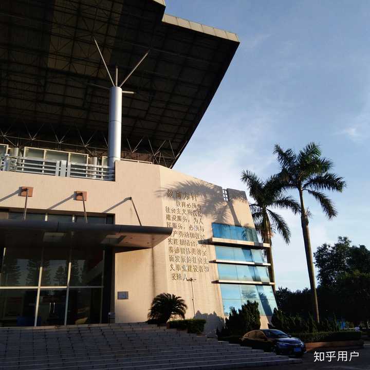 在中山市小榄中学(中山市外国语学校)就读是一种什么样的体验?