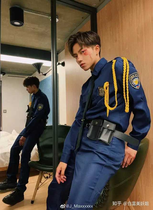 有哪些颜值迷死人的帅t?