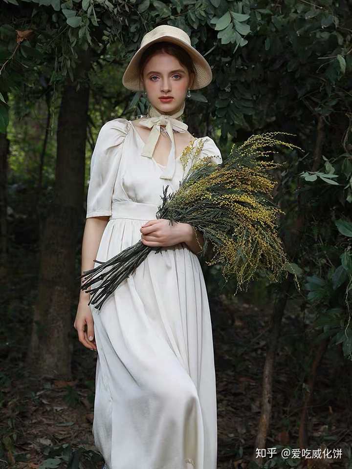 有没有偏法式少女风的小裙子推荐?