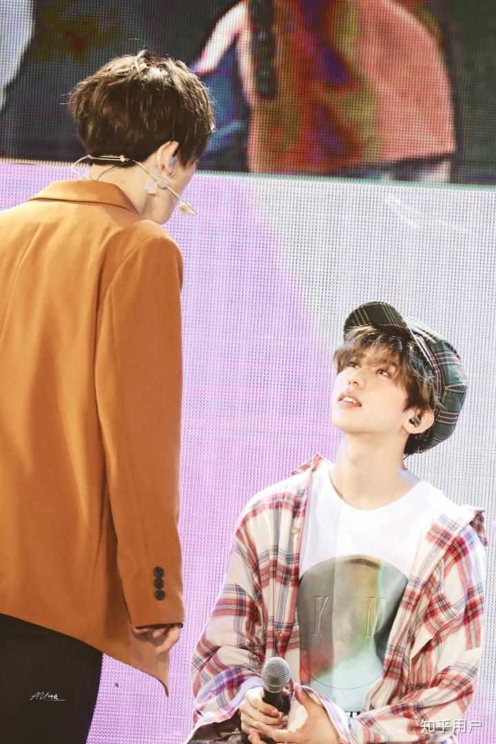 all正都甜,特别要吹一下坤廷乾坤正道.坤廷甜到我的心都要萌化了.