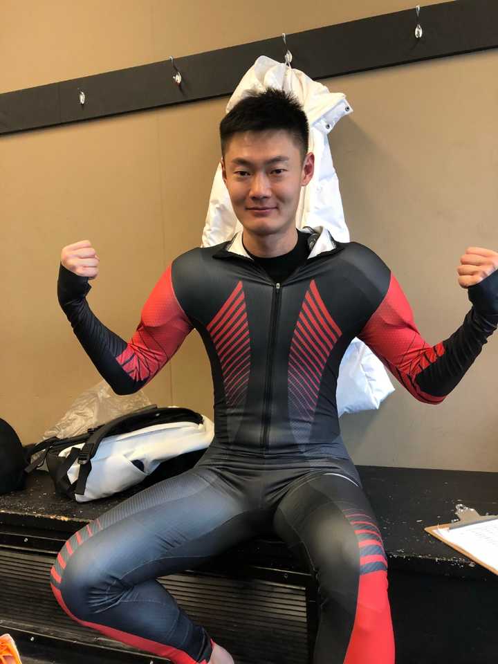 如何看待前短跑运动员张培萌响应总局领导号召跨界冬奥会钢架雪车项目