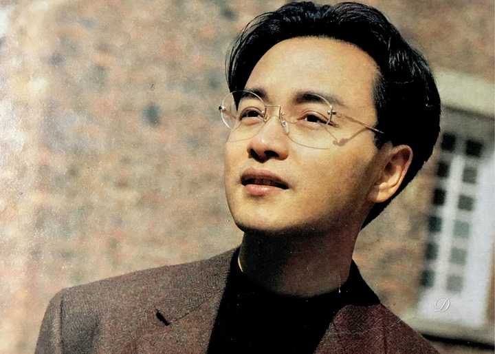 你认为张国荣最美的照片是哪一张?