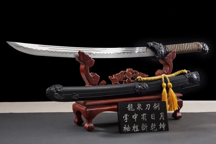 看到这种刀还挺好看的,请问是什么刀呀?