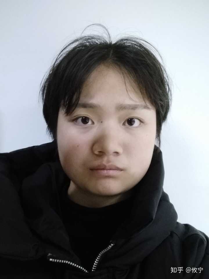 如何看待「脸大五官再好看都是白搭」?