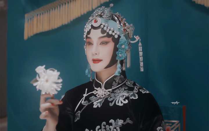 如何让现在的年轻人粉上京剧?