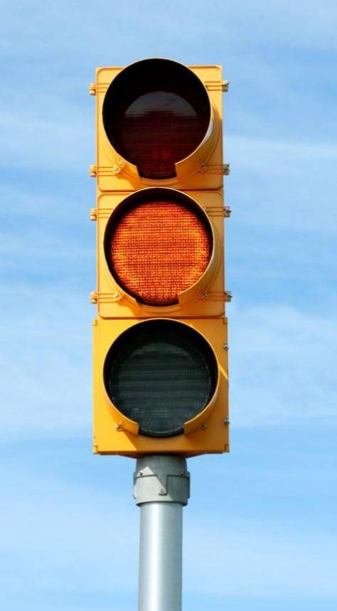 作为交通路口的环岛设立交通信号灯有助于缓解拥堵吗?