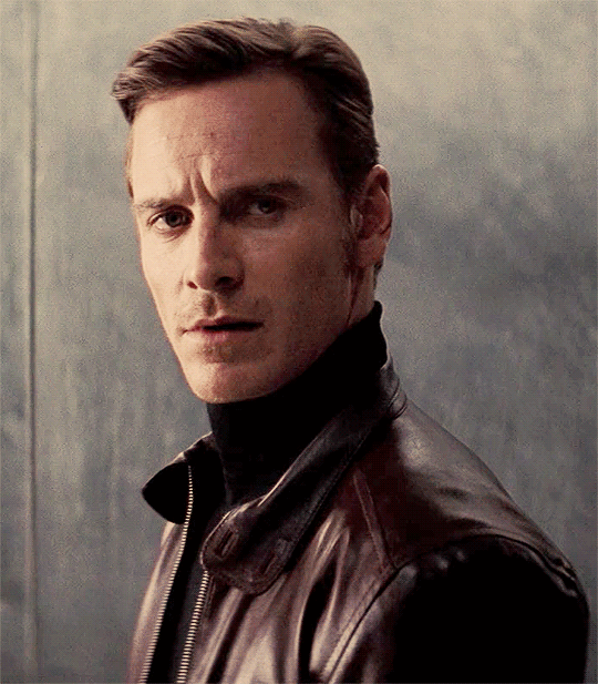 最近深迷于x战警里的ec(erik&charles)无法自拔 话不多说品一下一美和