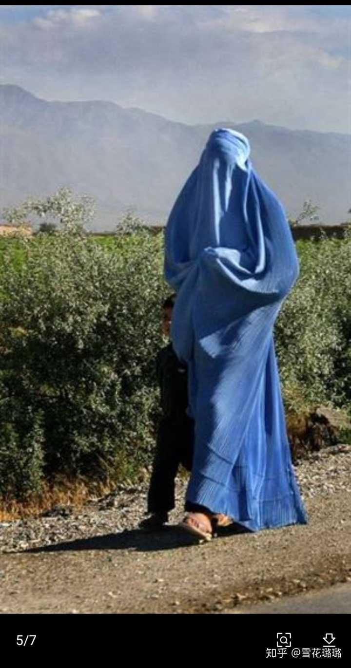 塔利班罩袍图片