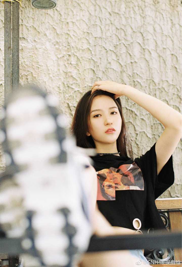 (滑稽 但神颜—必须要有吴哲晗的名字.