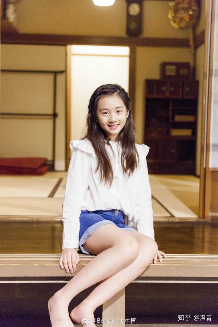 那是你没看过多多人儿小时候,超萌的