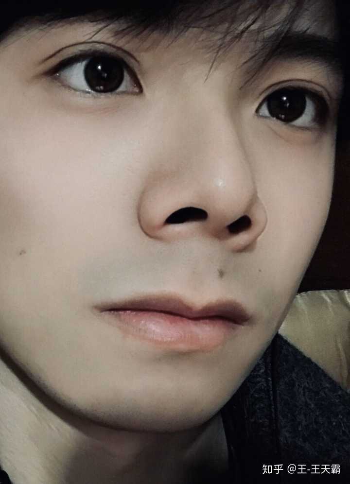 一双眼睛拯救一张脸是一种什么样的体验!!? - 知乎