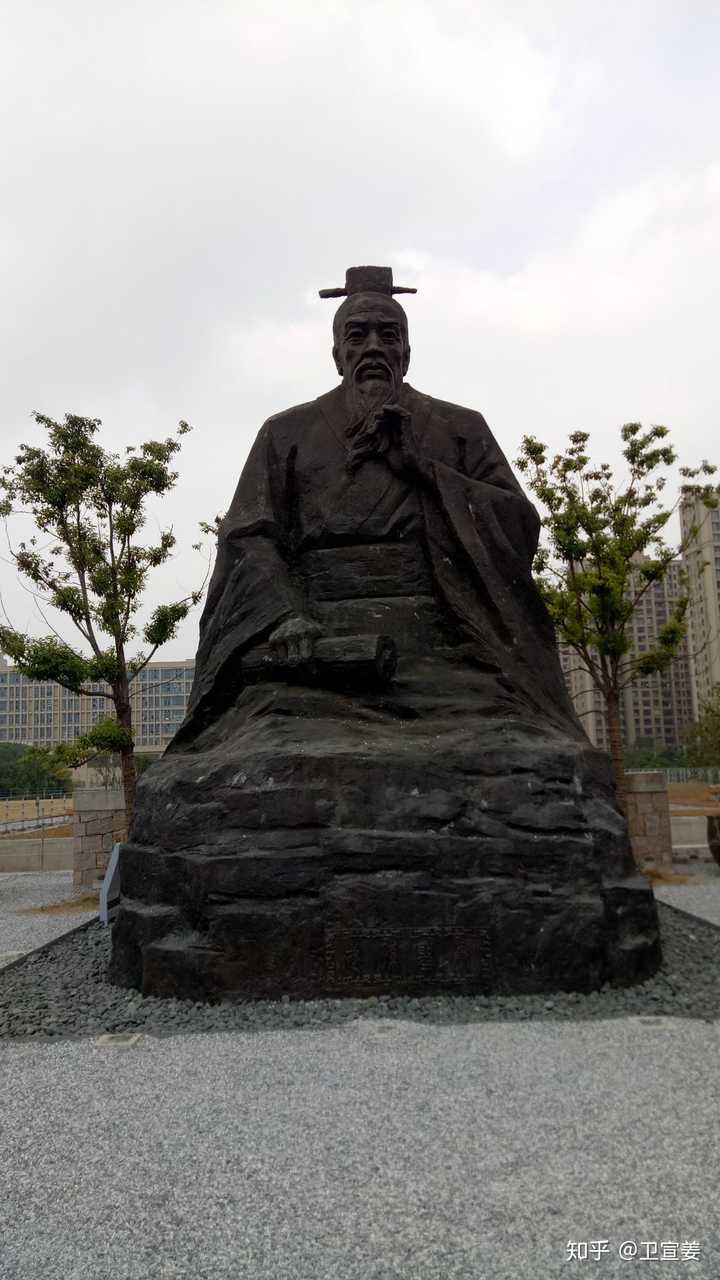 孙武的铜像.