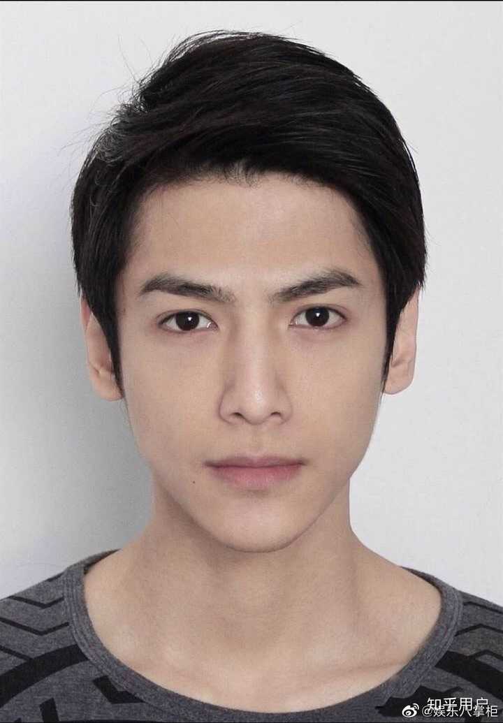 有哪些素颜真的能打的明星?