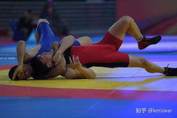 因为从来都是他把别人按在地上摩擦啊…… 卡列林摔跤生涯集锦及训练