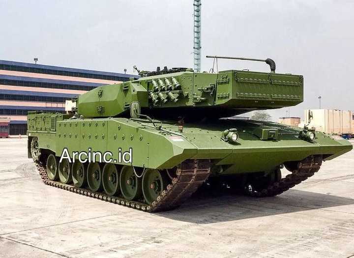 出了焊接炮塔的重要性,损坏的装甲板可以直接拆下来焊接上新的装甲板