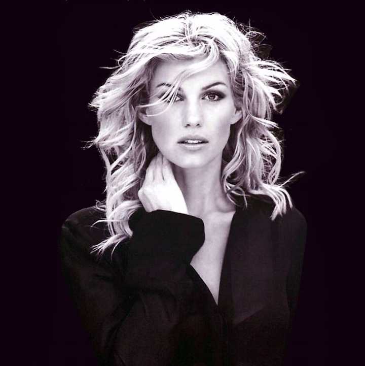 菲丝希尔faithhill