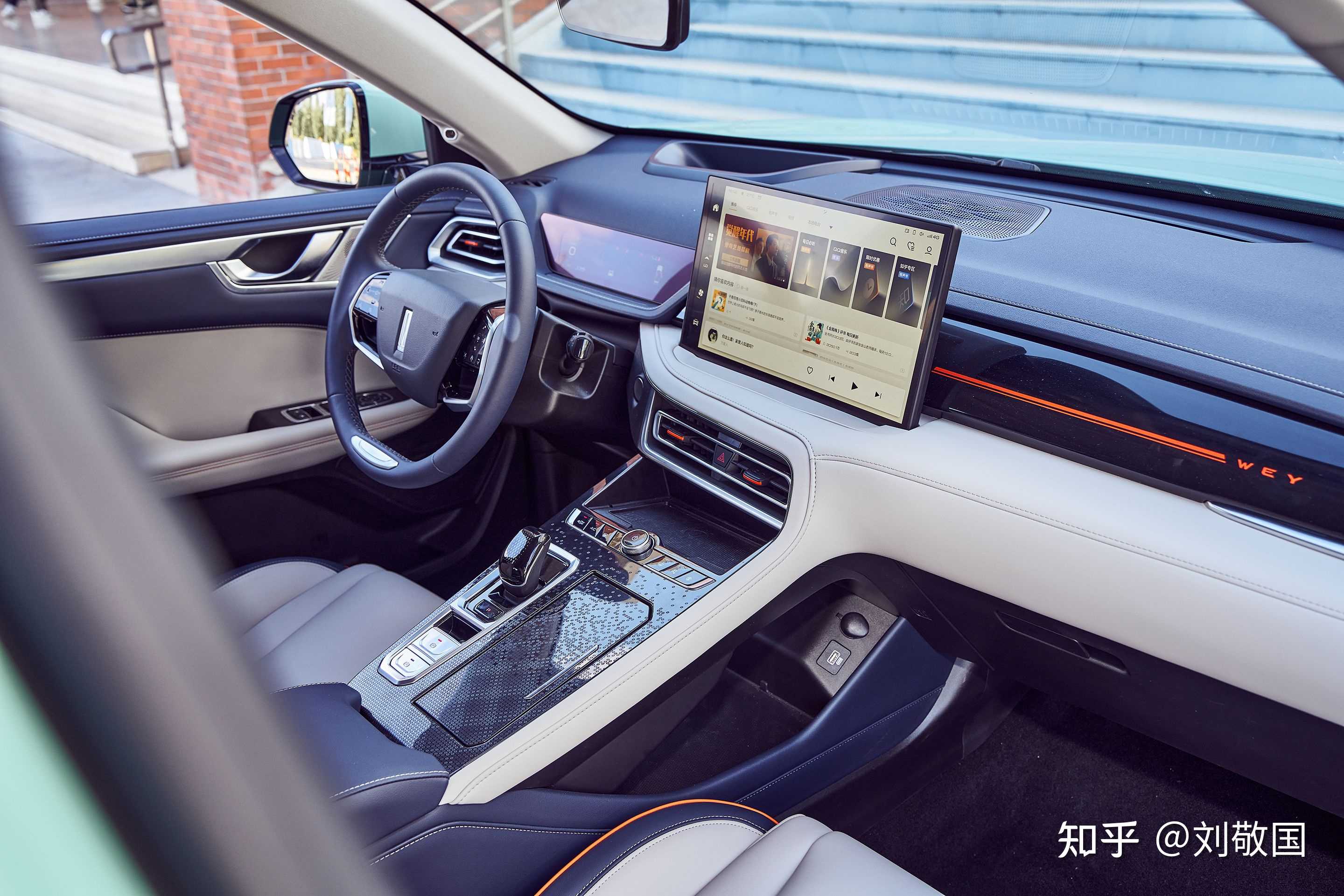 75wey魏牌玛奇朵dht智能混动车型续航达1100㎞百公里油耗47l146寸的