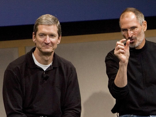 库克宣布将于 9 月卸任苹果 CEO，回顾其整个任期，你认为苹果哪一款数码产品的创新力最为突出？