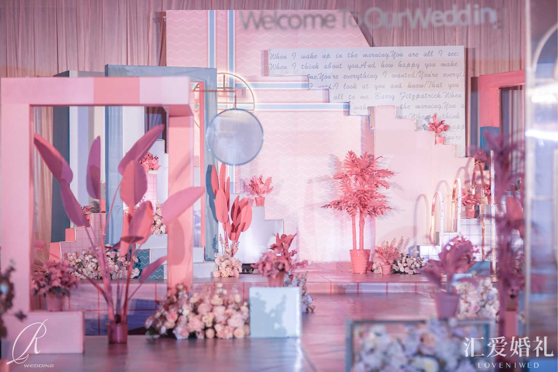 少女炸裂的ins风粉色系婚礼