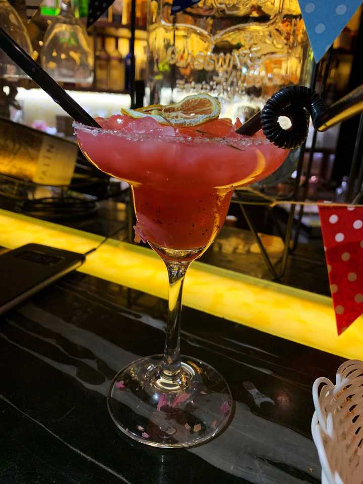 想学调酒,该怎么入门?