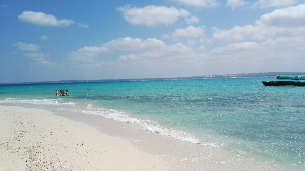 哪里的大海最清澈 515c15c2b8b2408babe09dac2cce846b_r.png