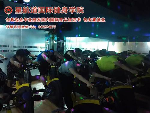 南京健身教练培训学校教的好吗? - 柳月忠琅度