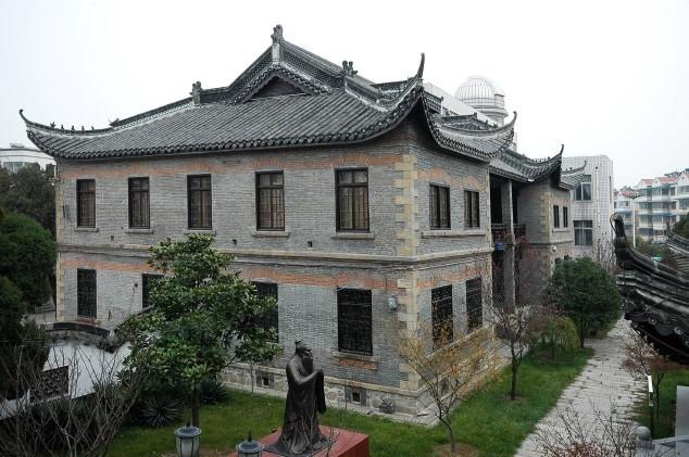 安徽怀远,怀远一中 1903年建校,图中古建筑均为当时所建.