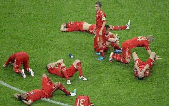 如何快速学会看足球?