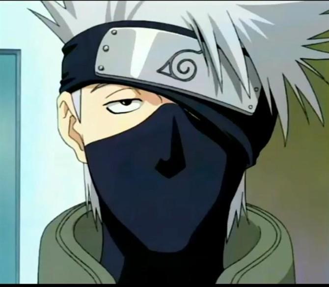 旗木卡卡西,动画里没少恶搞过,坊间盛传卡卡西脱掉面罩就可以变身银时