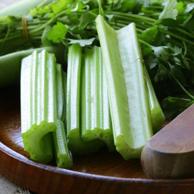 等等,怎么芹菜也「杀精」了?