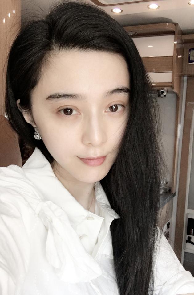 汤唯刘若英晒素颜证友情女星不化妆秒变路人脸