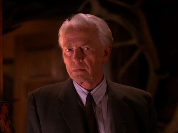 弗罗斯特的父亲,他在剧中扮演 donna 的爸爸,william hayward 医生