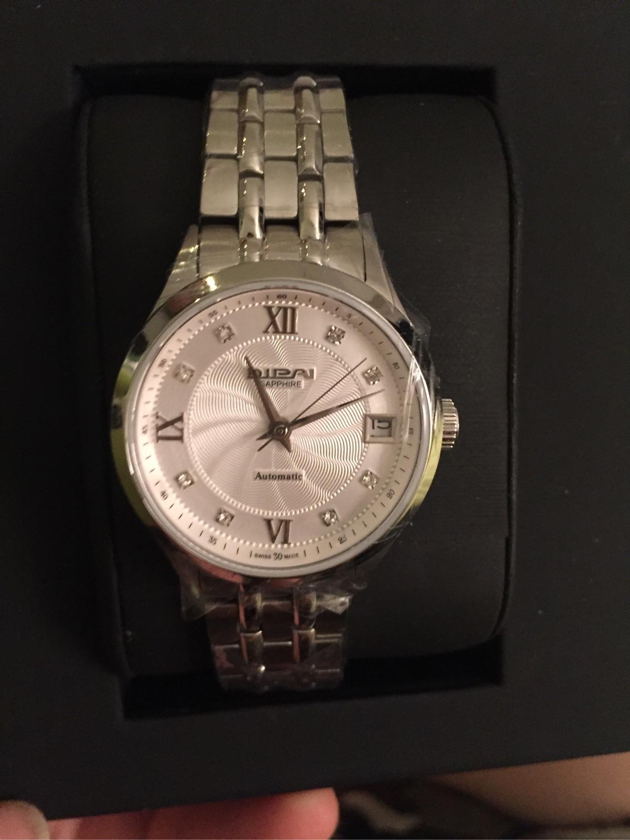 昨天爸妈在香港跟团被强制消费买了一块表,如