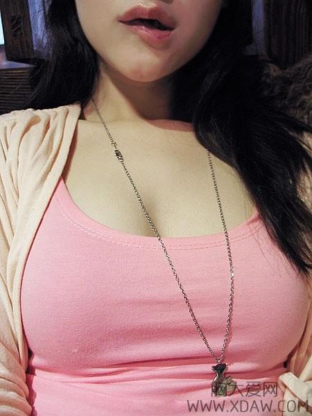 发一张我前女友的照片,只要运气好,还是能碰到的%…………  显示全部