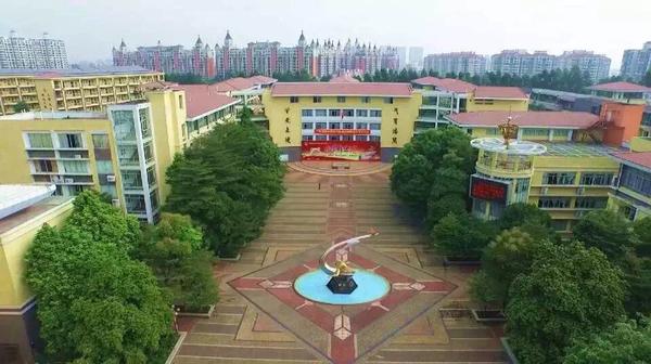 在广东番禺中学就读是怎样一番体验?